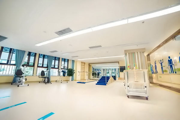 深圳市招调工_姜文生涯唯一失败作品？且慢 姜文生涯的退丰富自己活休生